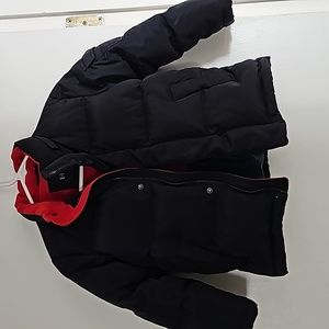 ELAN puffer jacket 3 years old with 30% feathers 70% duck down filling. DarkBlue